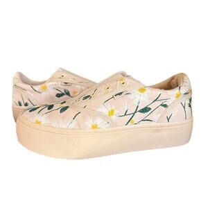 Rocket Dog Women's Fresh Sneaker Size 9 Daisy Platform Sneaker Rare Find Casual